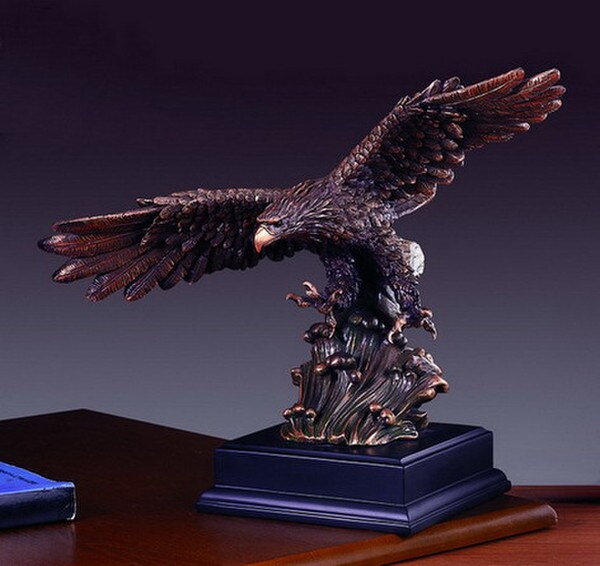 America Bald Eagle Statue Memorial Military Awards Trophy Figurine